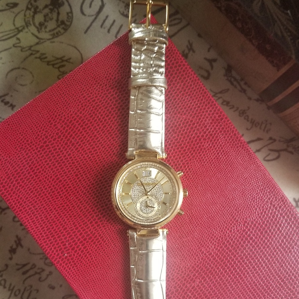 Gorgeous authentic women's Michael Kors